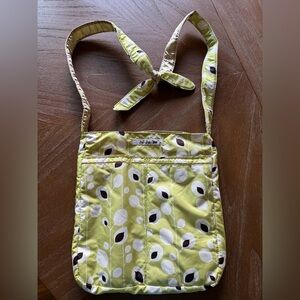 Ju-Ju-Be Leafy Green and White Tote